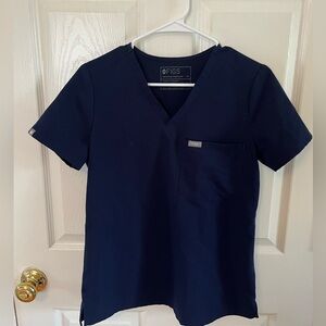 Figs XS Navy one pocket scrub top